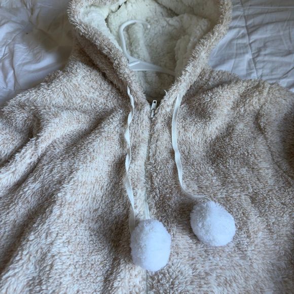 It’s that time!! 🎄🤶Reindeer red nose onesie, ex-large, but fits more like a lg - Picture 3 of 9